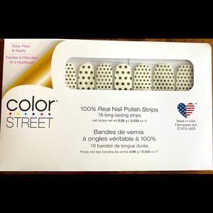 Color Street Nail Strips- Polka Dot-Com